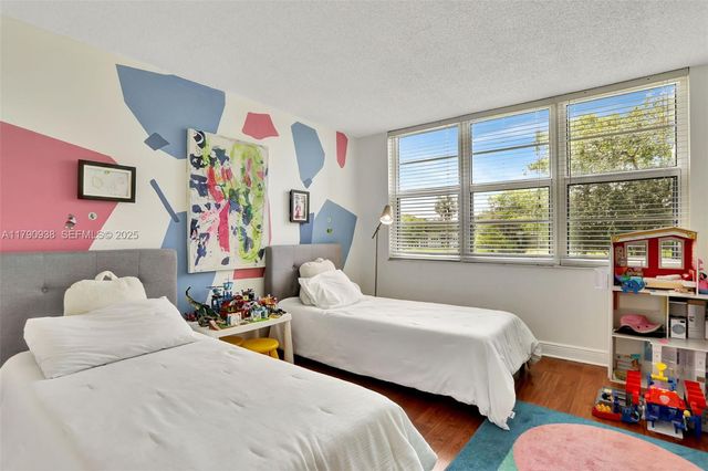 4020 W Palm Aire Drive 204, Pompano Beach, FL 33069