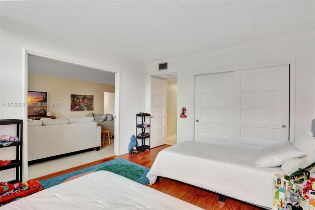 4020 W Palm Aire Drive 204, Pompano Beach, FL 33069