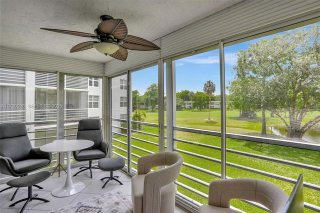 4020 W Palm Aire Drive 204, Pompano Beach, FL 33069