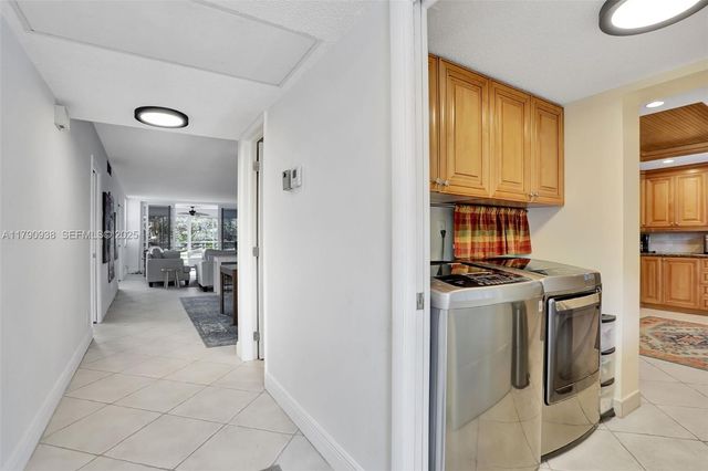 4020 W Palm Aire Drive 204, Pompano Beach, FL 33069