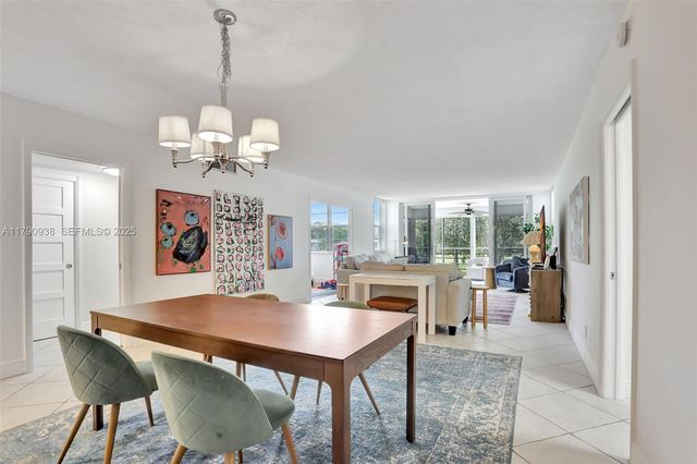 4020 W Palm Aire Drive 204, Pompano Beach, FL 33069