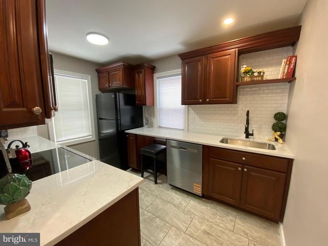 50 LUPTON AVE, Woodbury, NJ 08096