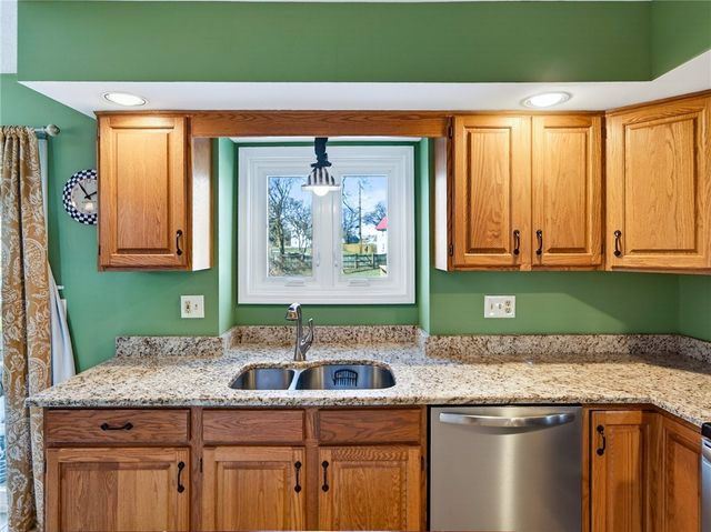 246 White Rabbit Trl Trail, Greece, NY 14612