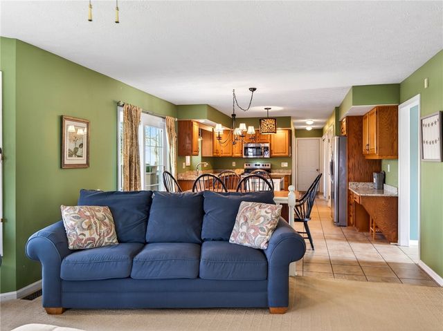 246 White Rabbit Trl Trail, Greece, NY 14612