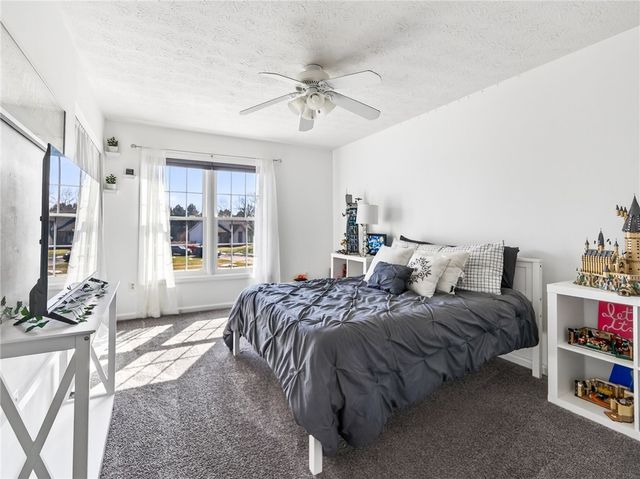 246 White Rabbit Trl Trail, Greece, NY 14612