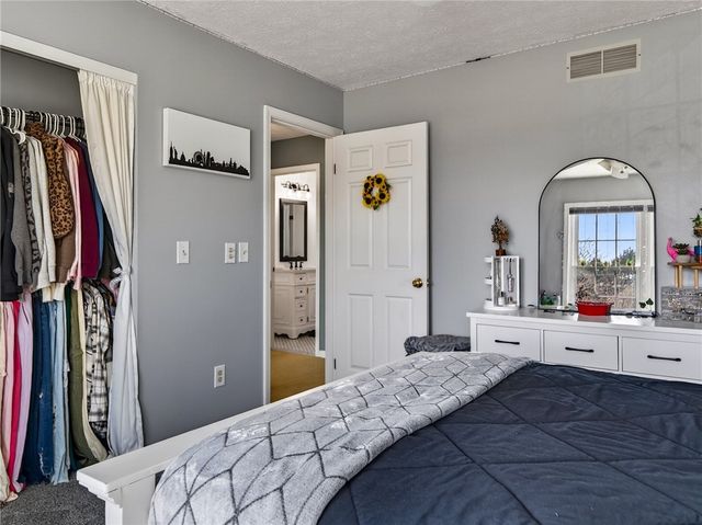 246 White Rabbit Trl Trail, Greece, NY 14612