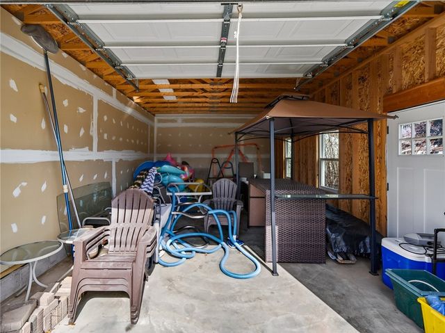 246 White Rabbit Trl Trail, Greece, NY 14612