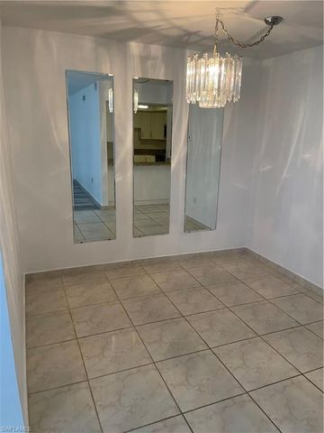 4906 Victoria DR 313, Cape Coral, FL 33904