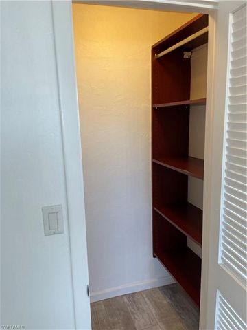 4906 Victoria DR 313, Cape Coral, FL 33904