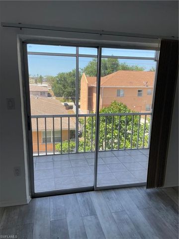 4906 Victoria DR 313, Cape Coral, FL 33904