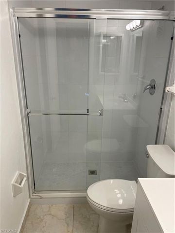 4906 Victoria DR 313, Cape Coral, FL 33904