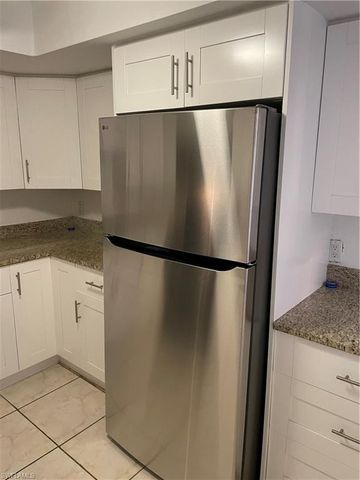 4906 Victoria DR 313, Cape Coral, FL 33904