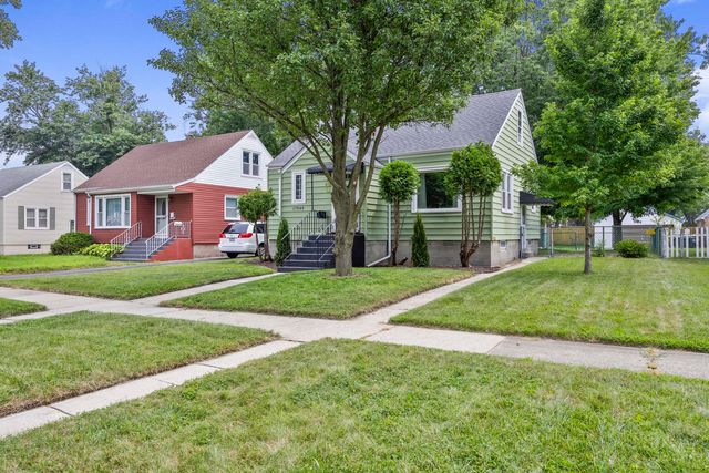 17949 Escanaba Avenue, Lansing, IL 60438