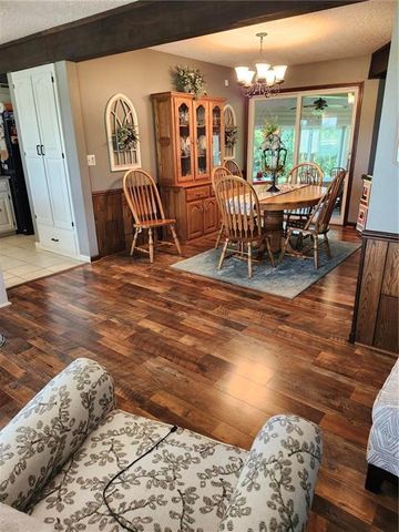 28200 S Grand River Road, Freeman, MO 64746