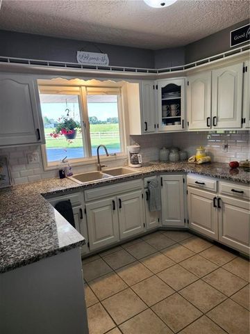 28200 S Grand River Road, Freeman, MO 64746