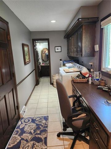 28200 S Grand River Road, Freeman, MO 64746