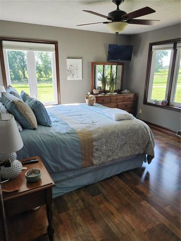 28200 S Grand River Road, Freeman, MO 64746