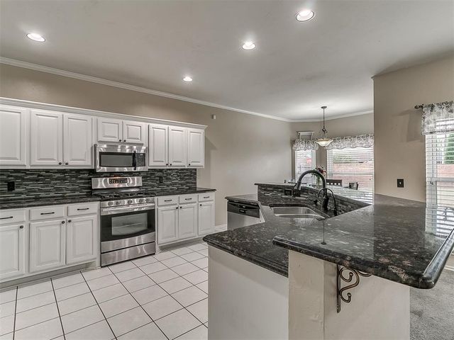 7300 NW 109th Street, Oklahoma City, OK 73162