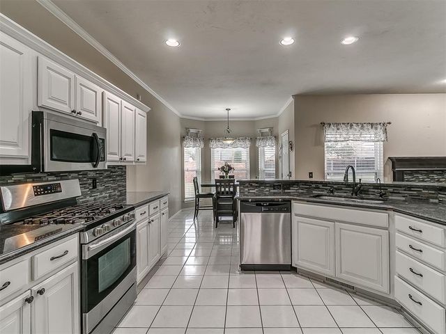 7300 NW 109th Street, Oklahoma City, OK 73162