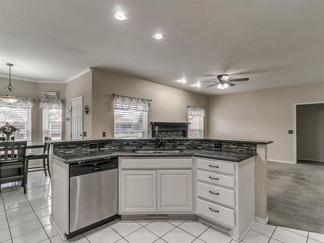 7300 NW 109th Street, Oklahoma City, OK 73162