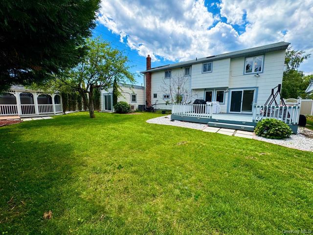 62 Walnut Road, Inwood, NY 11096