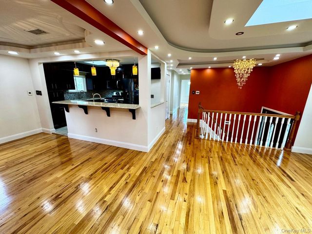 62 Walnut Road, Inwood, NY 11096