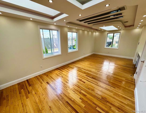 62 Walnut Road, Inwood, NY 11096