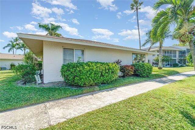 7151 Blanquilla CT, Fort Myers, FL 33908