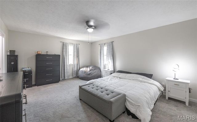 20105 Simmons Road, Waynesville, MO 65583