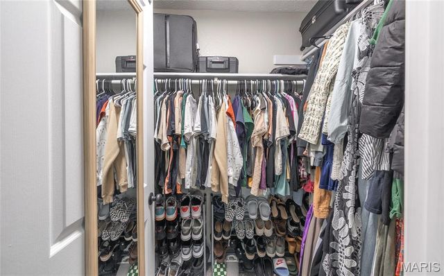 20105 Simmons Road, Waynesville, MO 65583