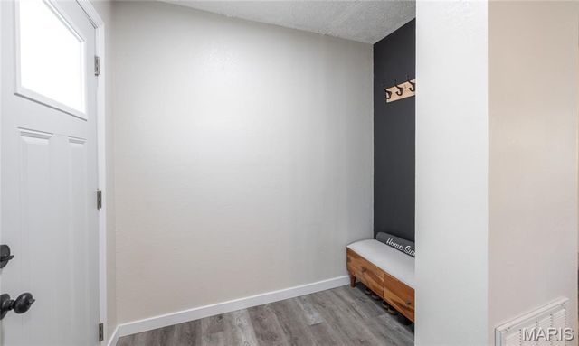 20105 Simmons Road, Waynesville, MO 65583