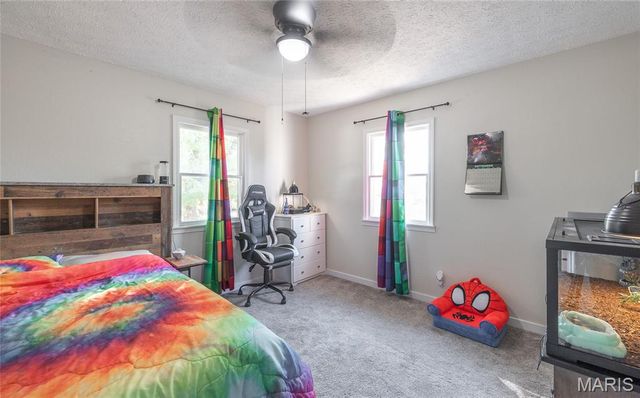 20105 Simmons Road, Waynesville, MO 65583