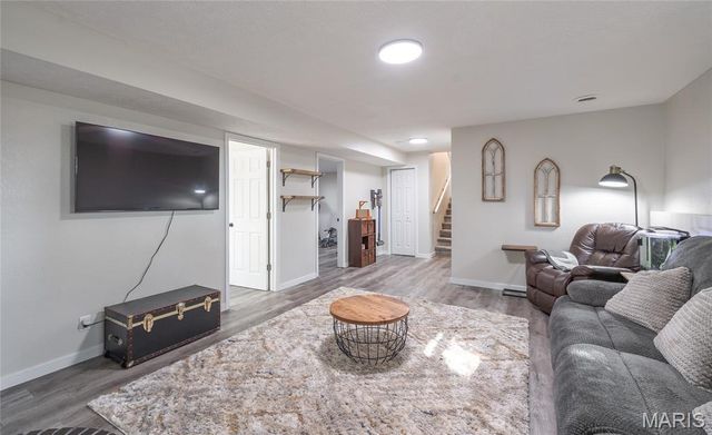 20105 Simmons Road, Waynesville, MO 65583