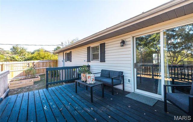 20105 Simmons Road, Waynesville, MO 65583