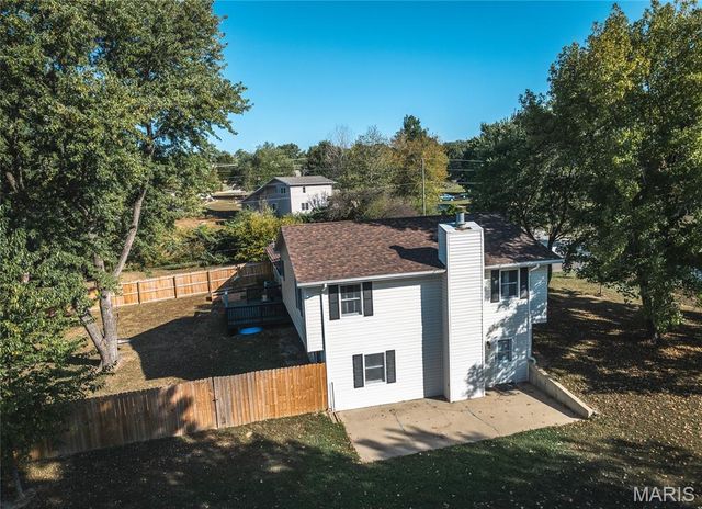 20105 Simmons Road, Waynesville, MO 65583