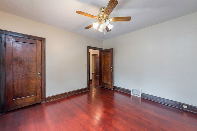 419 Hickory Street 2, Waukegan, IL 60085