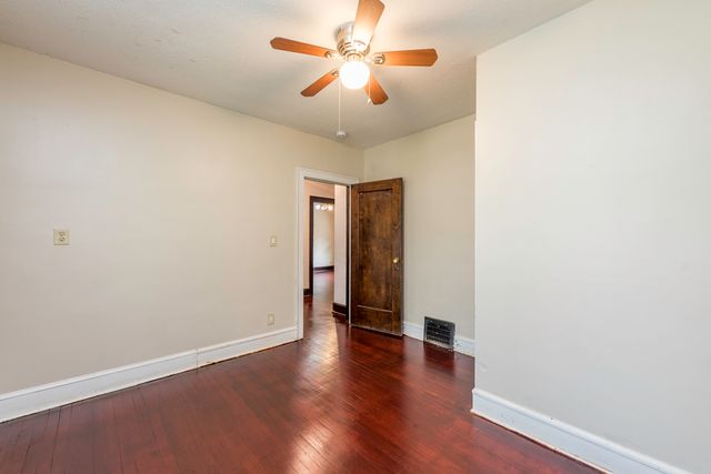 419 Hickory Street 2, Waukegan, IL 60085