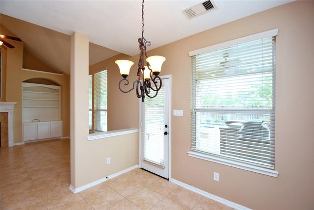 30 Granite Path Place, The Woodlands, TX 77389