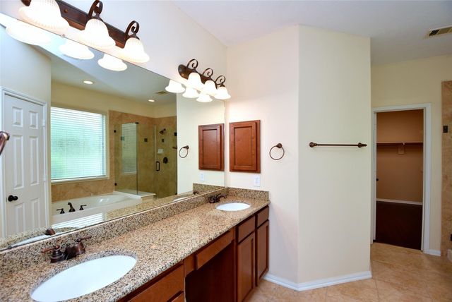 30 Granite Path Place, The Woodlands, TX 77389