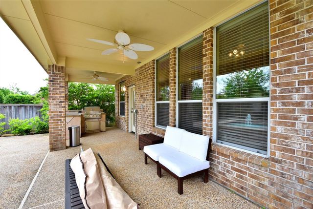 30 Granite Path Place, The Woodlands, TX 77389