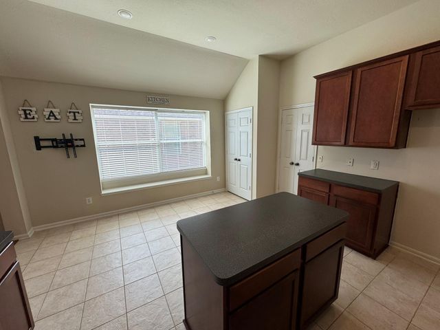 9907 Rushing Springs Drive, Tomball, TX 77375