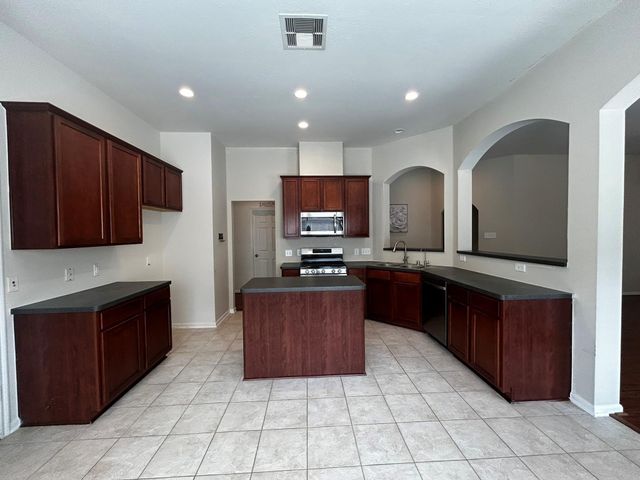 9907 Rushing Springs Drive, Tomball, TX 77375