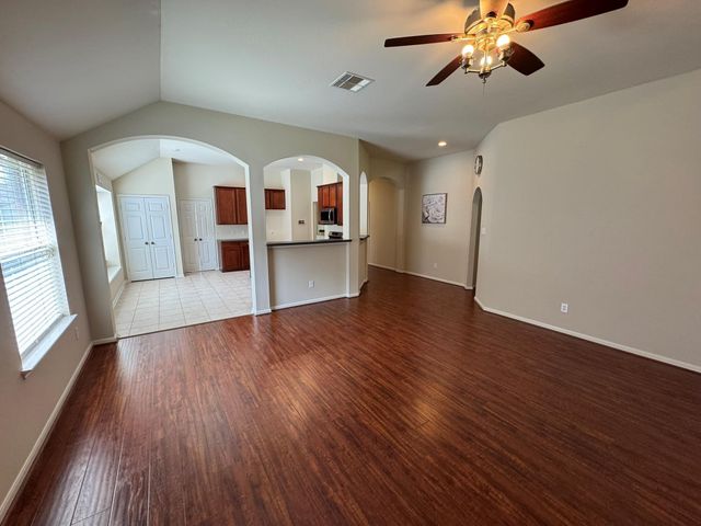 9907 Rushing Springs Drive, Tomball, TX 77375