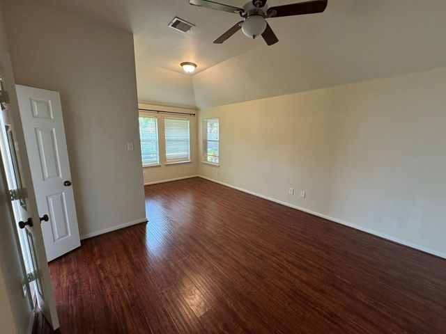 9907 Rushing Springs Drive, Tomball, TX 77375
