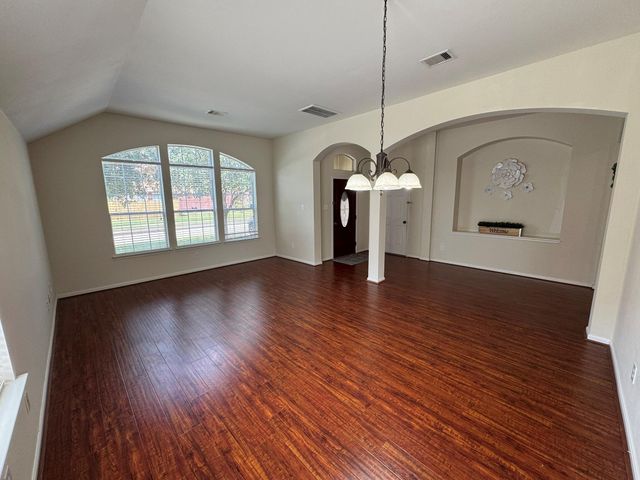 9907 Rushing Springs Drive, Tomball, TX 77375