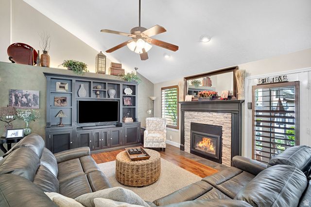 2139 E VILLAGE POINT WAY, Sandy, UT 84093