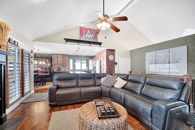 2139 E VILLAGE POINT WAY, Sandy, UT 84093