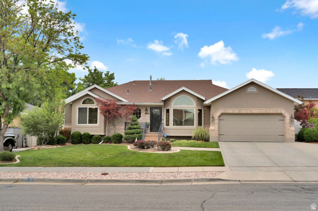 2139 E VILLAGE POINT WAY, Sandy, UT 84093