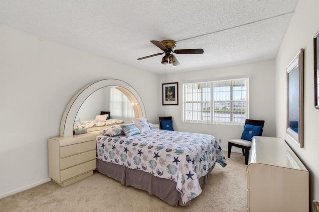2070 Guildford D, Boca Raton, FL 33434