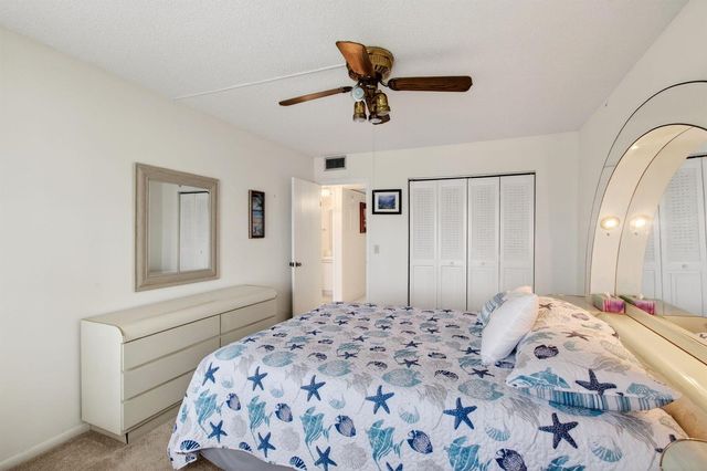 2070 Guildford D, Boca Raton, FL 33434